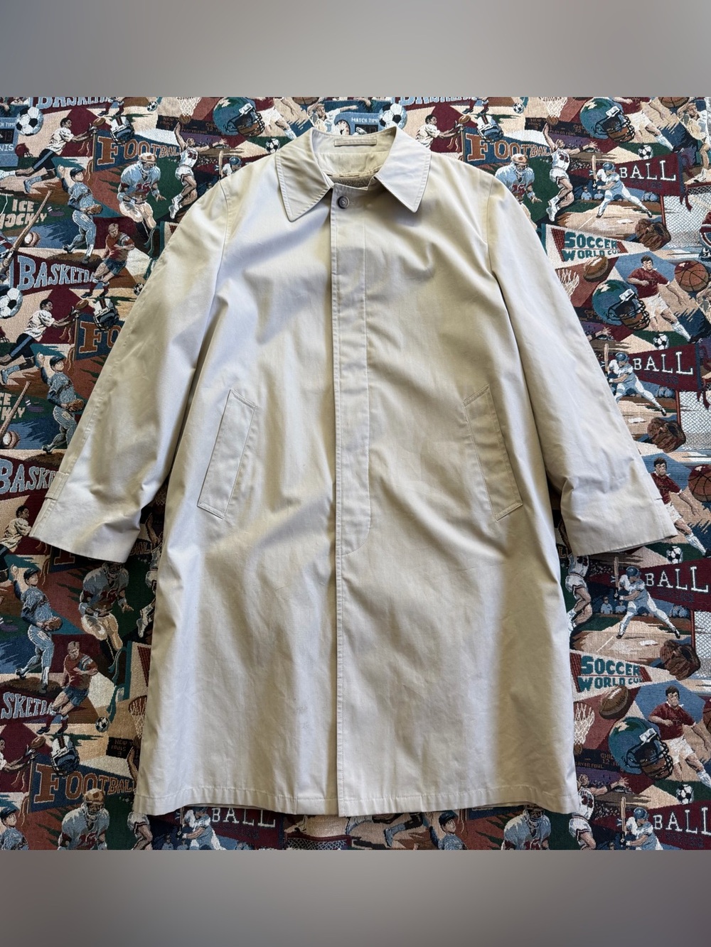 Vintage 70s Men’s Botany 500 Tan Lined Trench Coat
